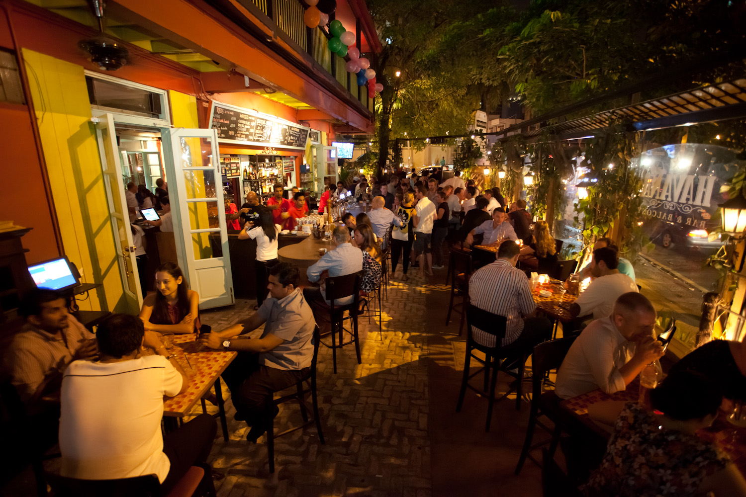 Havana KL | Bar & Grill | VMO