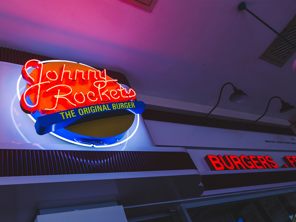 johnny_rockets_the_curve_01 VMO