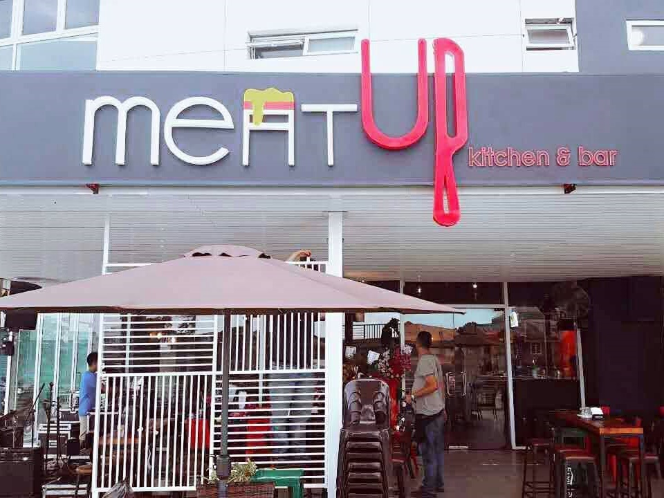meat_up_kitchen_and_bar_kuching_01 VMO