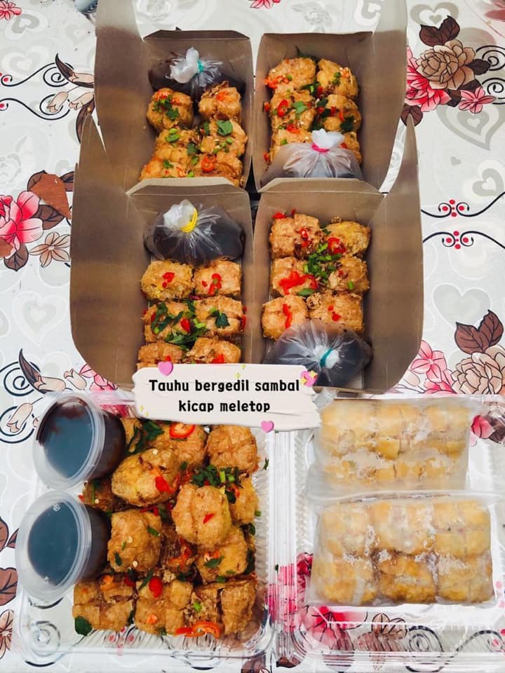 Sheeda Cookies N Frozen Tauhu Bergedil Daging Beserta Sos Pedas Manis 1 Set 9 Biji Rm10 Open Order Untuk Delivery Pada Hari Jumaat 20 10 2017 Delivery Bermula Pukul 4 00 Ptg Dari Tikam